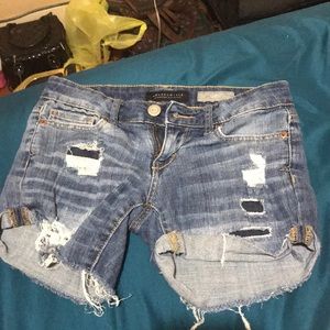 Aéropostale ripped shorts